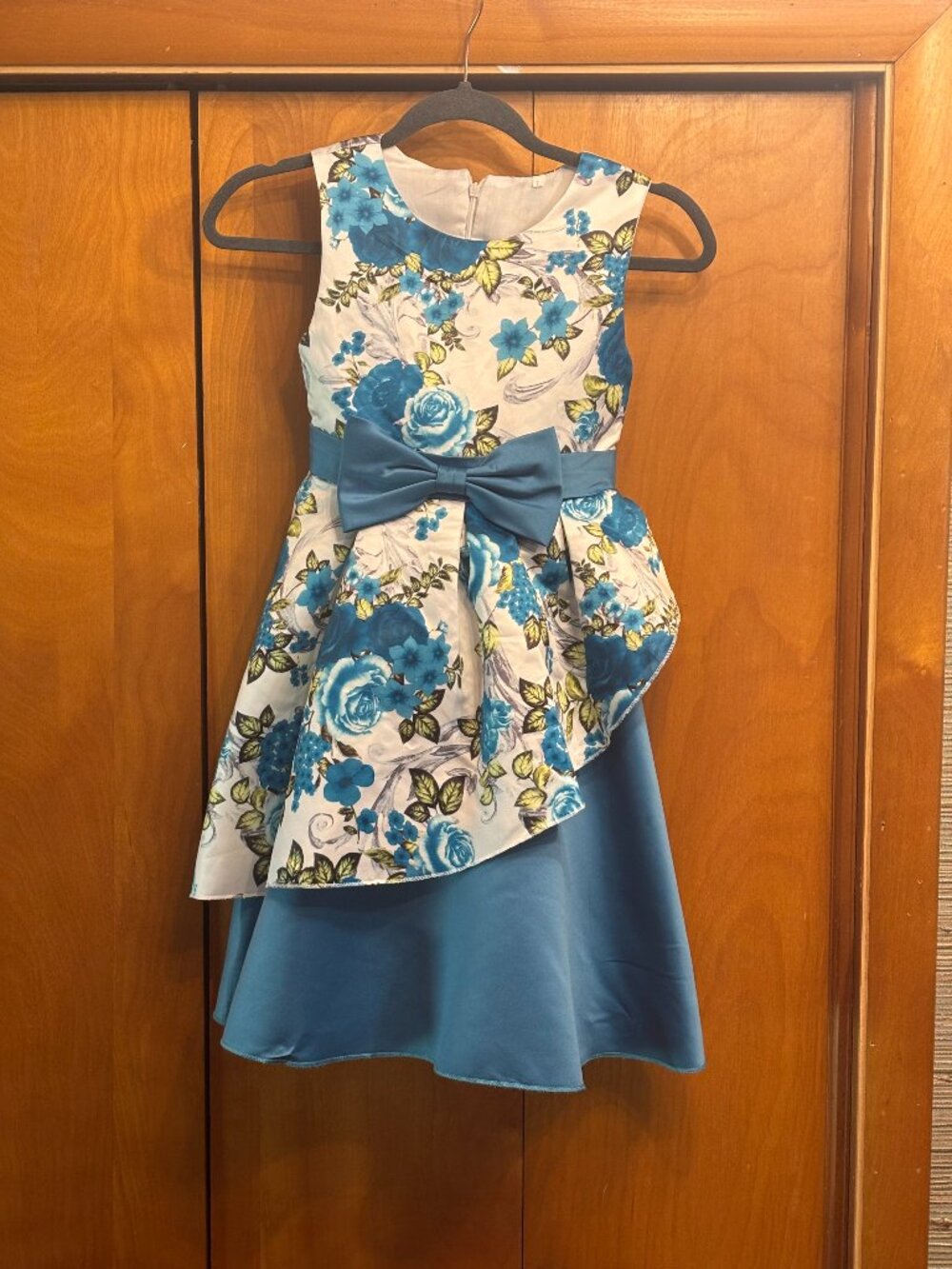 Girls Size 7 Dressy Dress